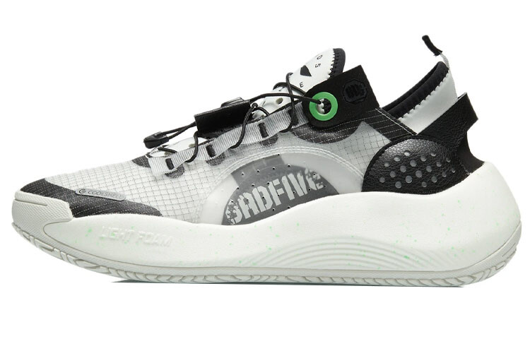 Баскетбольные кроссовки Badfive мужские с низким верхом кремовые/черные Lining
Баскетбольные кроссовки Badfive мужские с низким верхом кремовые/черные Lining