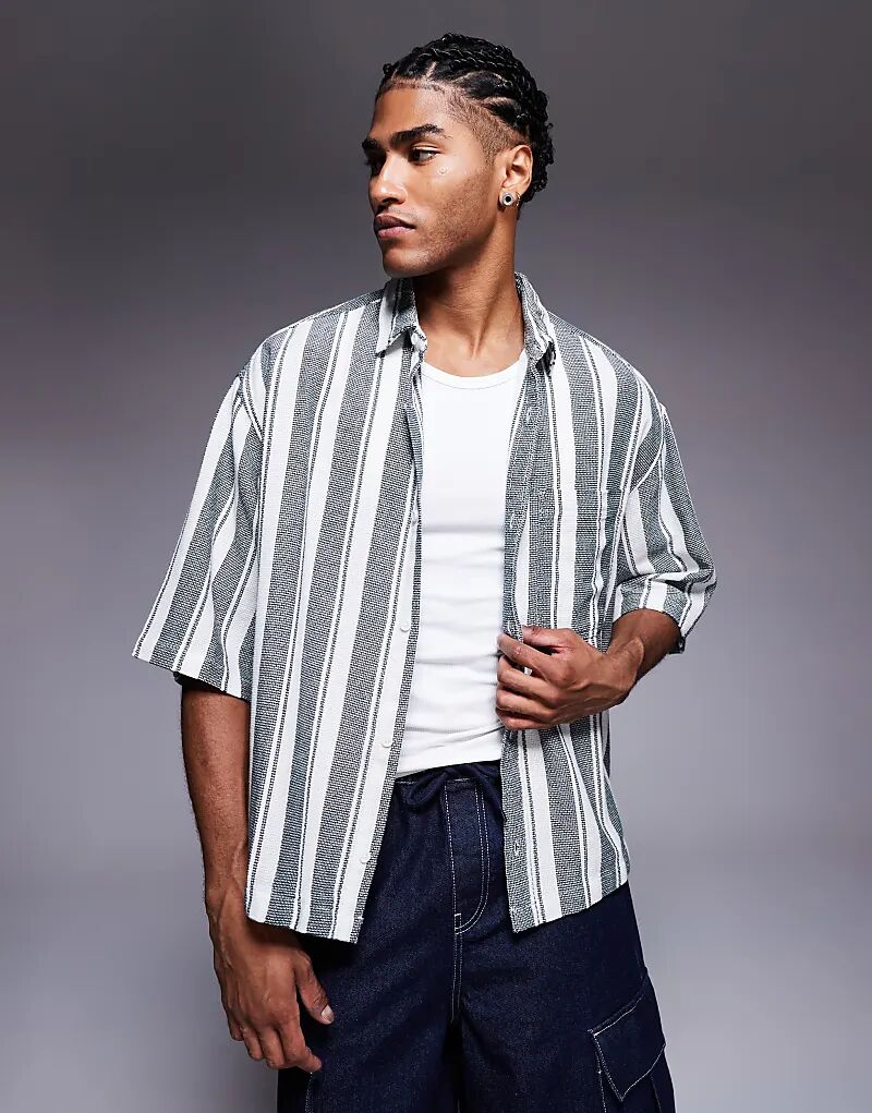 Рубашка свободного кроя ASOS DESIGN в полоску с короткими рукавами зеленого и белого цветов
Рубашка свободного кроя ASOS DESIGN в полоску с короткими рукавами зеленого и белого цветов