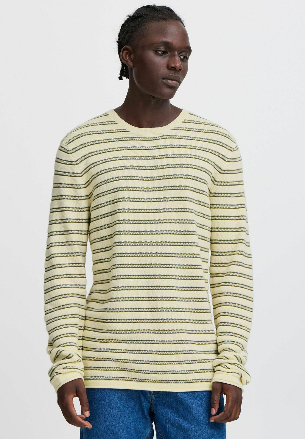 Свитер BHAJLAN Blend, цвет Olive Night
Свитер BHAJLAN Blend, цвет Olive Night