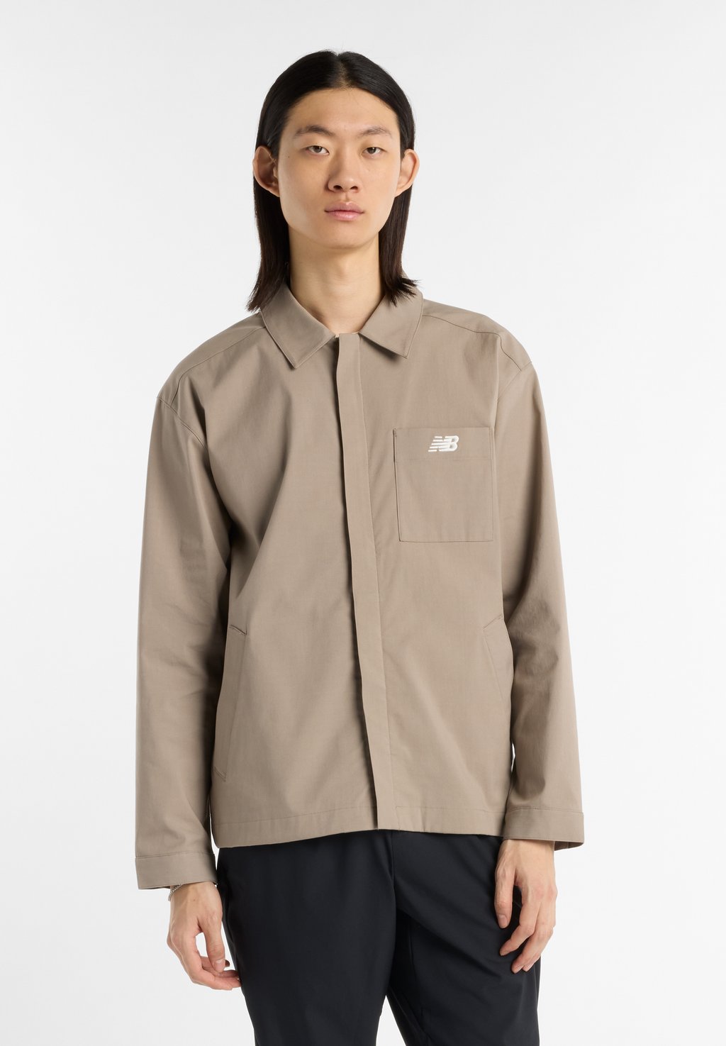 Летняя куртка New Balance, светло-коричневый 
Летняя куртка New Balance, светло-коричневый