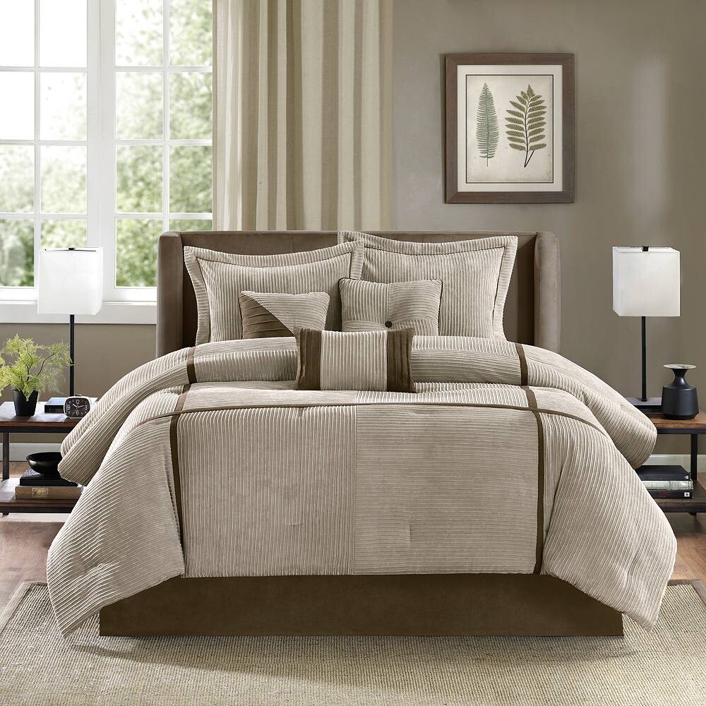 Комплект одеял из микро вельвета Madison Park Houston из 7 предметов с декоративными подушками, серый
Комплект одеял из микро вельвета Madison Park Houston из 7 предметов с декоративными подушками, серый