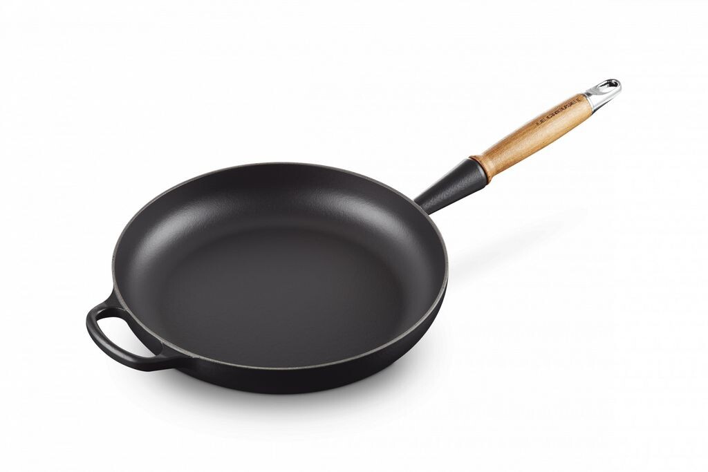 Сковорода Le Creuset Signature чугунная с деревянной ручкой Ø 28см матовая черная, черный
Сковорода Le Creuset Signature чугунная с деревянной ручкой Ø 28см матовая черная, черный