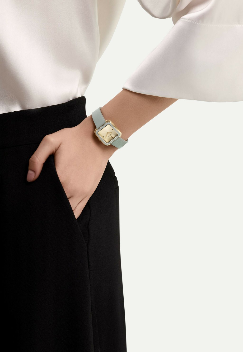 Часы QUARTZ Furla, зеленый
Часы QUARTZ Furla, зеленый