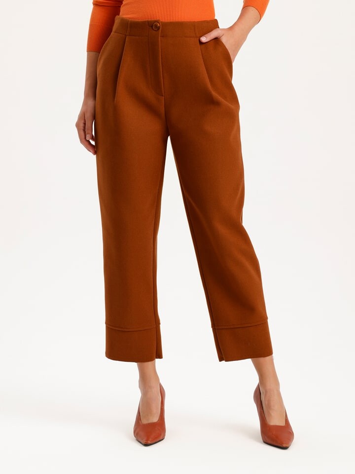 Тканевые брюки BGN Hose, коричневый
Тканевые брюки BGN Hose, коричневый