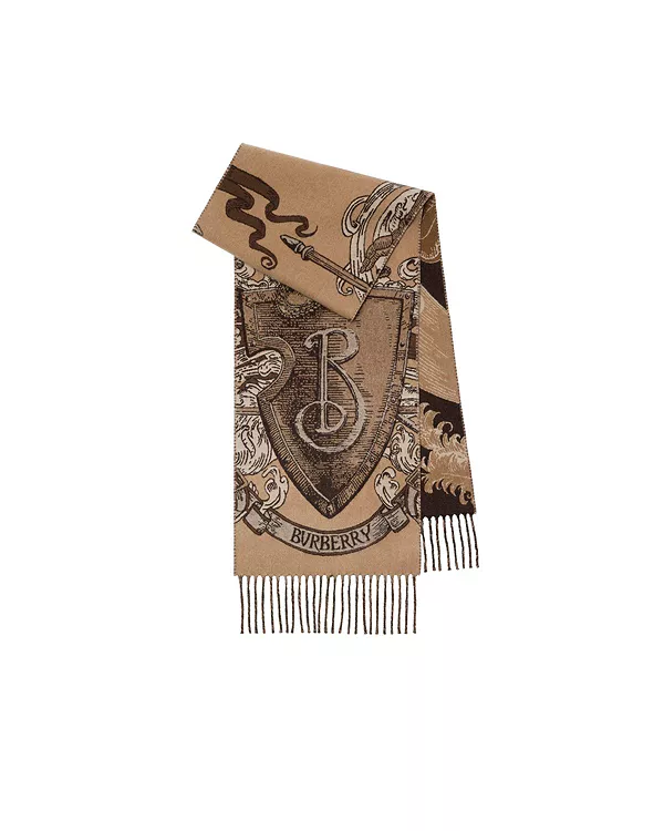 Кашемировый шарф с гравировкой «Рыцарь» Burberry, серый
Кашемировый шарф с гравировкой «Рыцарь» Burberry, серый