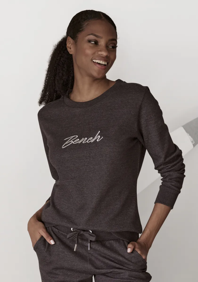 Bench Толстовка для дома "Loungeshirt", с блестящей вышивкой логотипа, одежда для дома, костюм для отдыха Bench Loungewear, антрацит
Bench Толстовка для дома "Loungeshirt", с блестящей вышивкой логотипа, одежда для дома, костюм для отдыха Bench Loungewear, антрацит