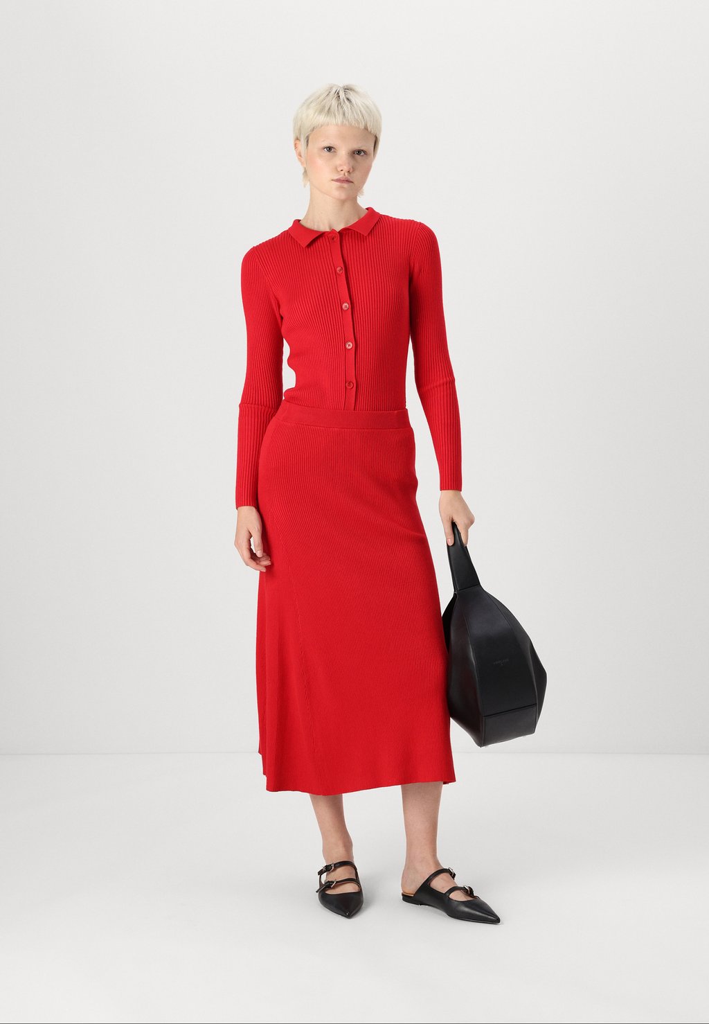 Юбка А-силуэта VMWILLOW SKIRT Vero Moda, красный
Юбка А-силуэта VMWILLOW SKIRT Vero Moda, красный