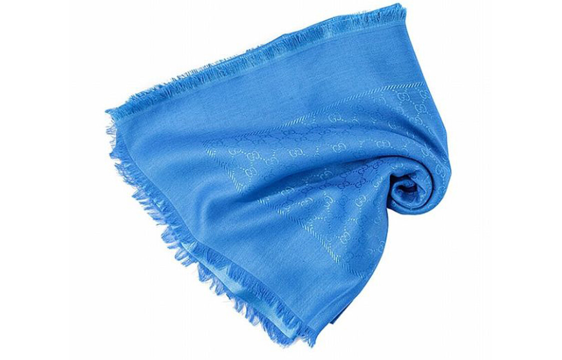 Шарф вязаный Gucci, синий
Шарф вязаный Gucci, синий