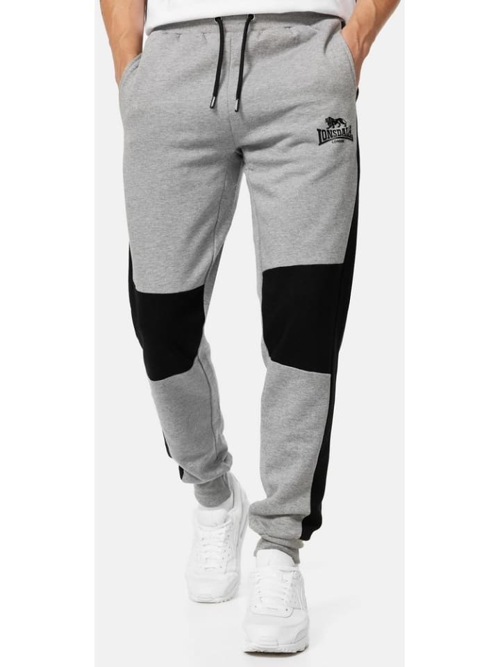 Спортивные брюки "Smerral" серого цвета Lonsdale
Спортивные брюки "Smerral" серого цвета Lonsdale