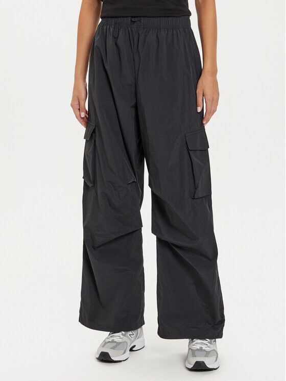 Спортивные брюки свободного кроя New Balance, черный
Спортивные брюки свободного кроя New Balance, черный