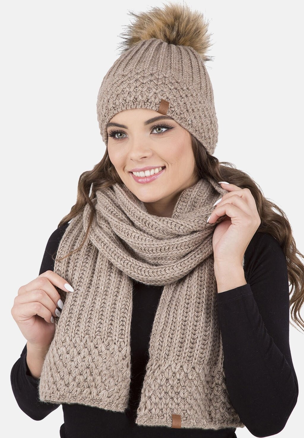 Шапка SET Vivisence, цвет beige
Шапка SET Vivisence, цвет beige