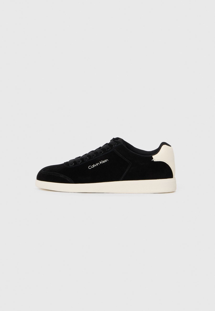 Кроссовки Calvin Klein CUPSOLE, Black/Marshmallow/Black
Кроссовки Calvin Klein CUPSOLE, Black/Marshmallow/Black