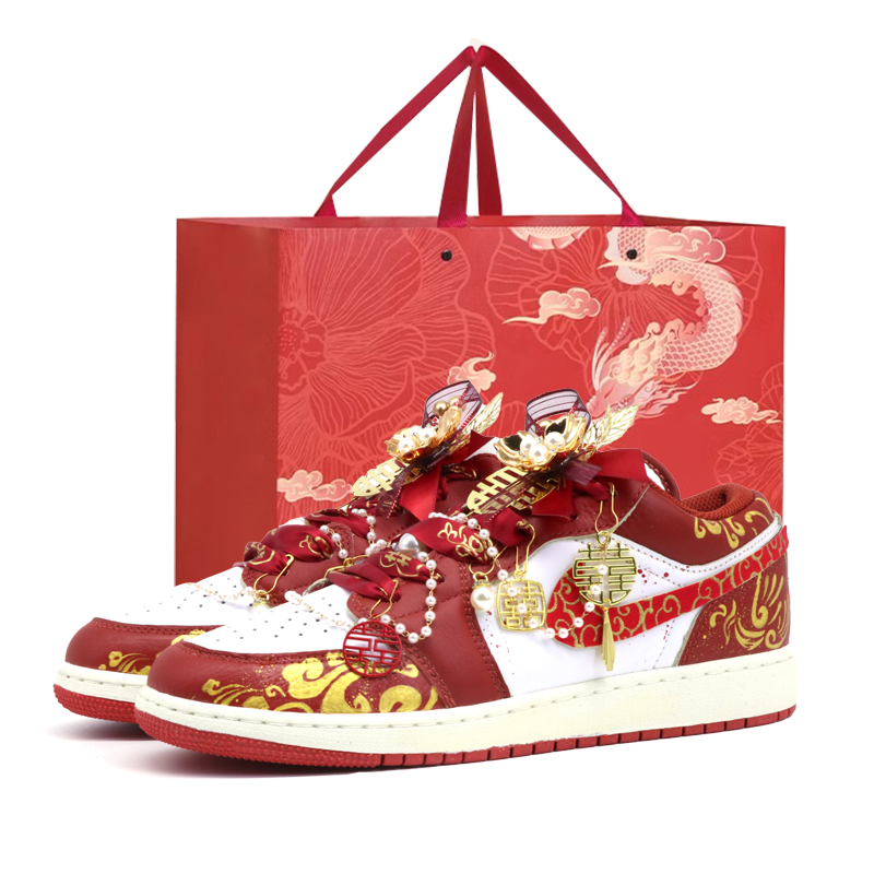 Jordan Баскетбольные кроссовки Air 1 с амортизаторами и противоскользящими элементами, низкие, винтажные, красные
Jordan Баскетбольные кроссовки Air 1 с амортизаторами и противоскользящими элементами, низкие, винтажные, красные