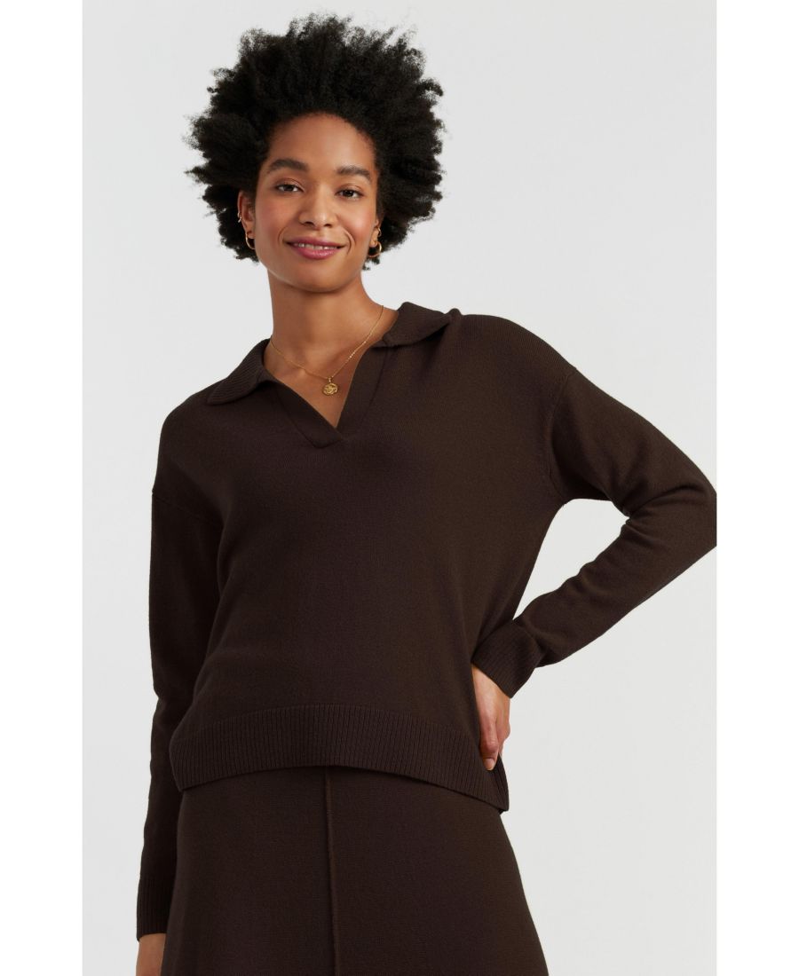 Женский свитер с V-образным вырезом и воротником из смеси шерсти и кашемира Chinti & Parker, Chocolate
Женский свитер с V-образным вырезом и воротником из смеси шерсти и кашемира Chinti & Parker, Chocolate