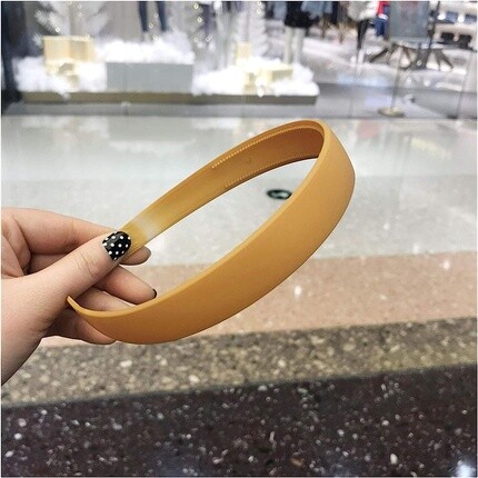 Круглая термощетка-хамелеон 53 мм, черная, стандартная Bifull
Круглая термощетка-хамелеон 53 мм, черная, стандартная Bifull