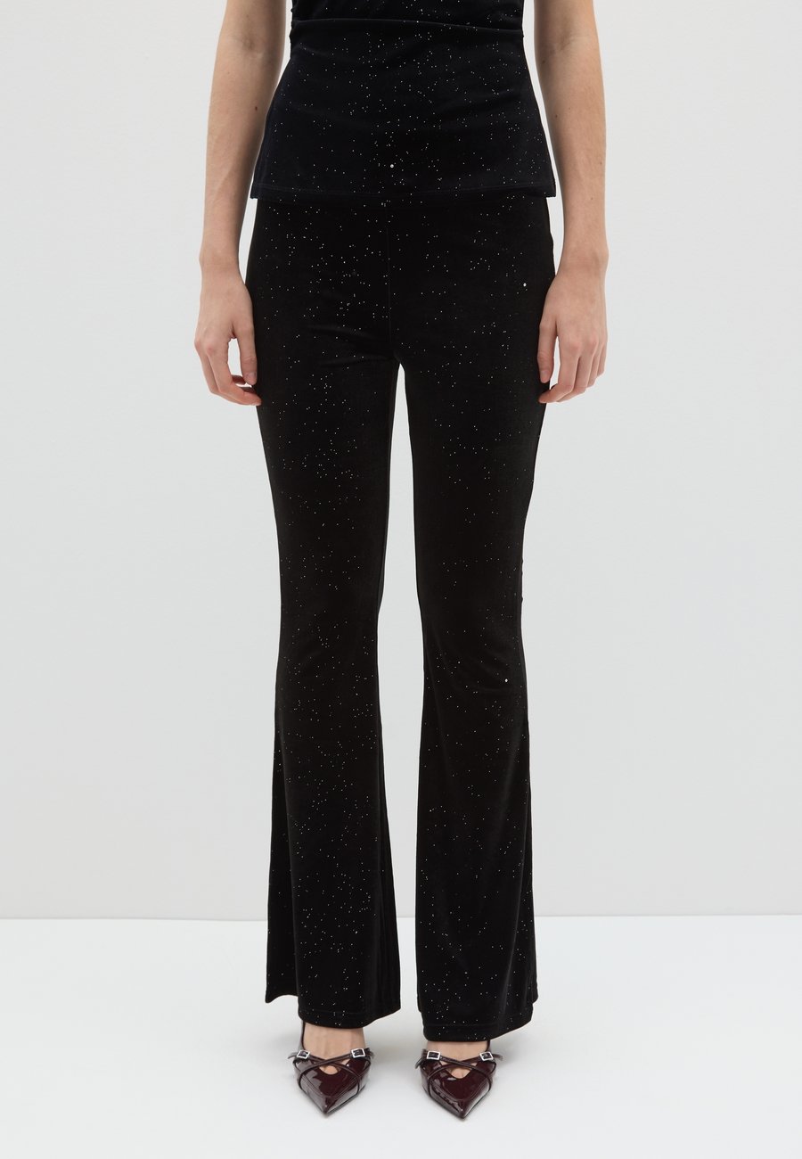 Брюки B.ANGEL STRETCHY FLARE , Gunmetal
Брюки B.ANGEL STRETCHY FLARE , Gunmetal