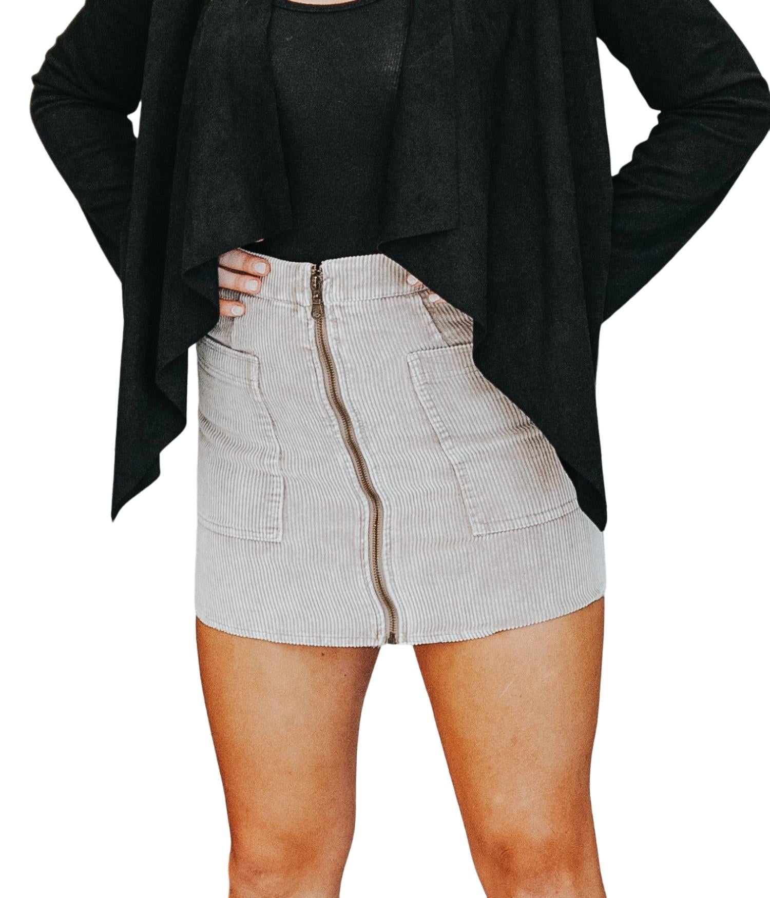 Мини, но крепкая вельветовая юбка в цвете Stone SHE + SKY
Мини, но крепкая вельветовая юбка в цвете Stone SHE + SKY