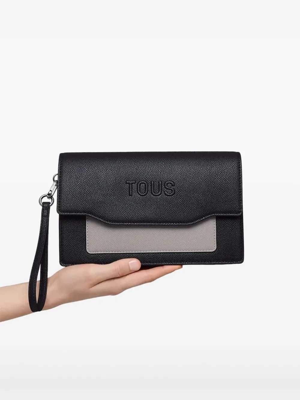 Клатч Audree из сафьяновой кожи с тиснением Tous, черный
Клатч Audree из сафьяновой кожи с тиснением Tous, черный