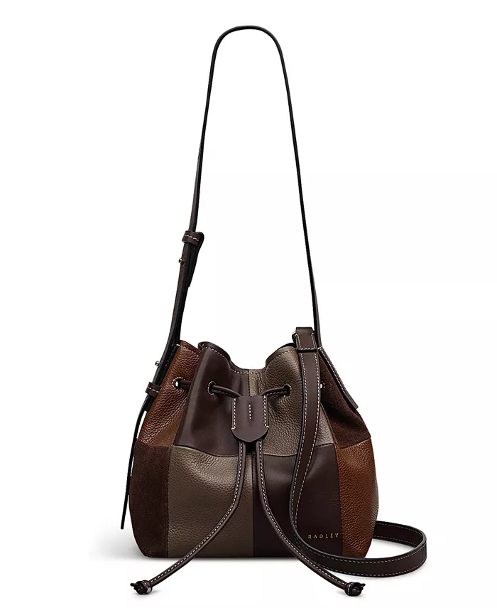 Миниатюрная сумка через плечо York Mews в стиле пэчворк с завязками Radley London
Миниатюрная сумка через плечо York Mews в стиле пэчворк с завязками Radley London