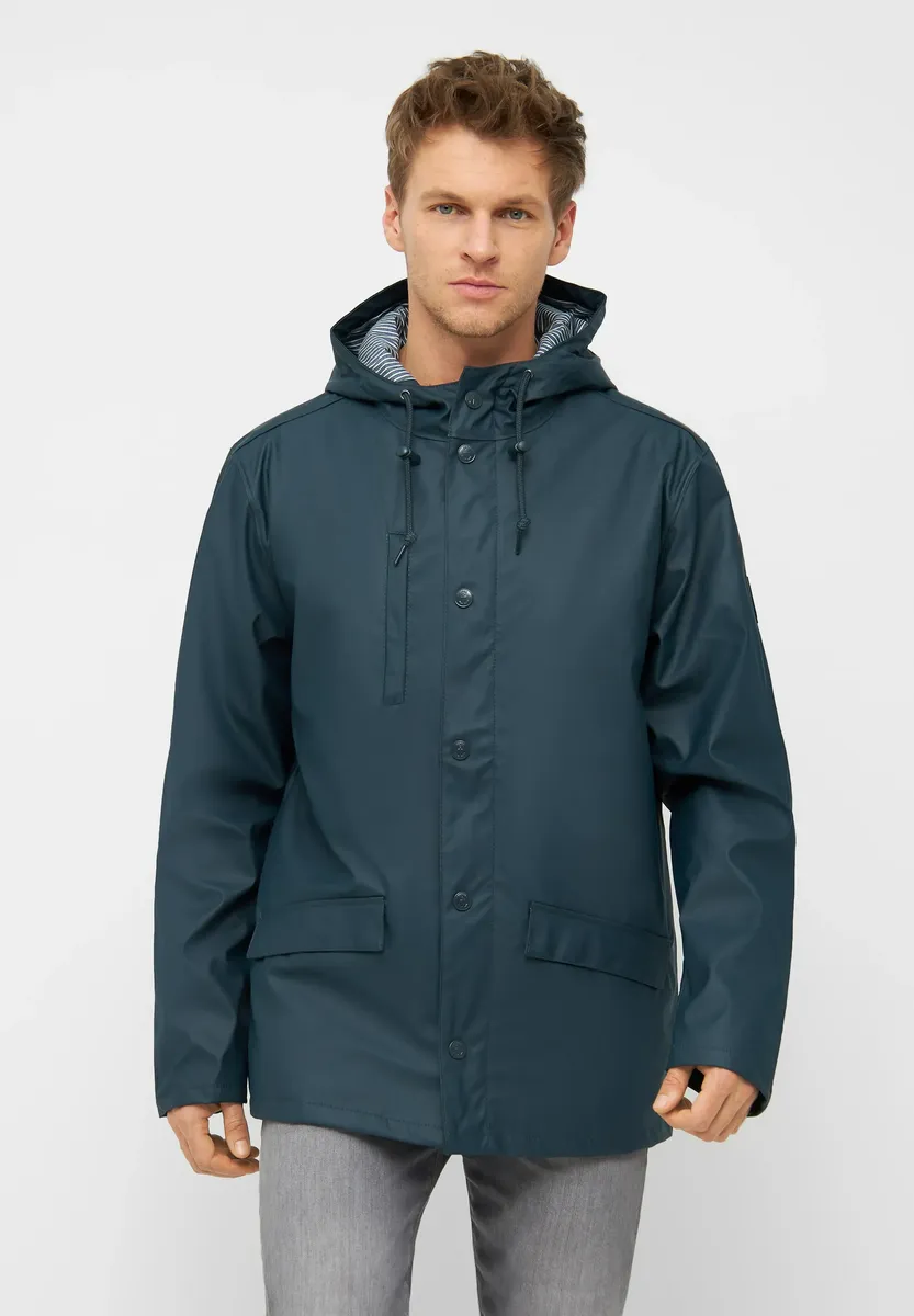 Прочная куртка от дождя и грязи "Passby", с капюшоном, водоотталкивающая, ветронепроницаемая, на подкладке в полоску, экологически чистая Derbe, цвет морской волны, Синий, Прочная куртка от дождя и грязи "Passby", с капюшоном, водоотталкивающая, ветронепр
Прочная куртка от дождя и грязи "Passby", с капюшоном, водоотталкивающая, ветронепроницаемая, на подкладке в полоску, экологически чистая Derbe, цвет морской волны, Синий, Прочная куртка от дождя и грязи "Passby", с капюшоном, водоотталкивающая, ветронепр