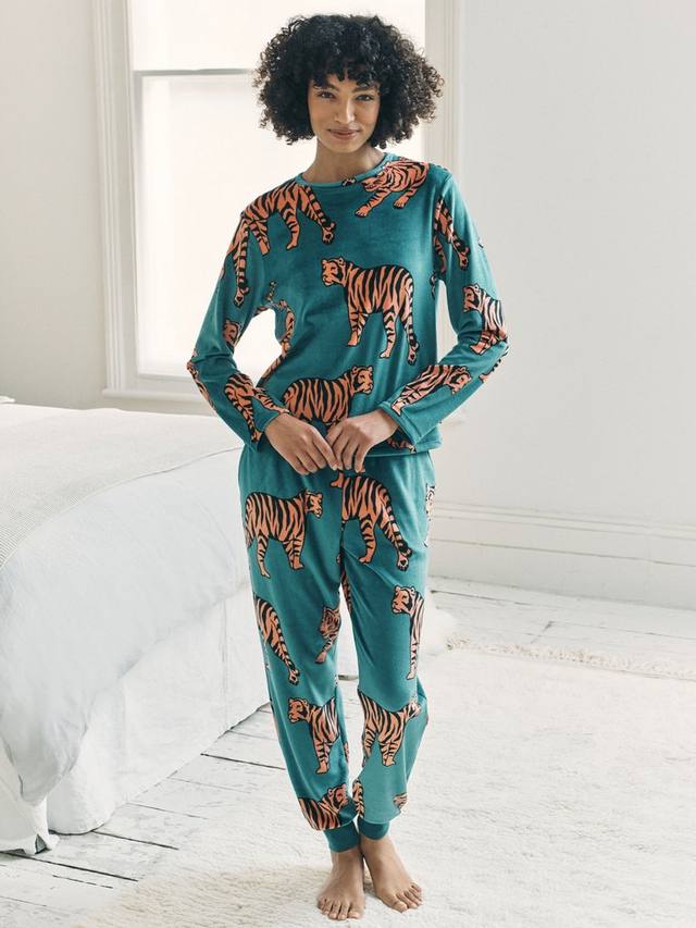 Комплект пижамы из велюра Tigers Chelsea Peers, Teal
Комплект пижамы из велюра Tigers Chelsea Peers, Teal