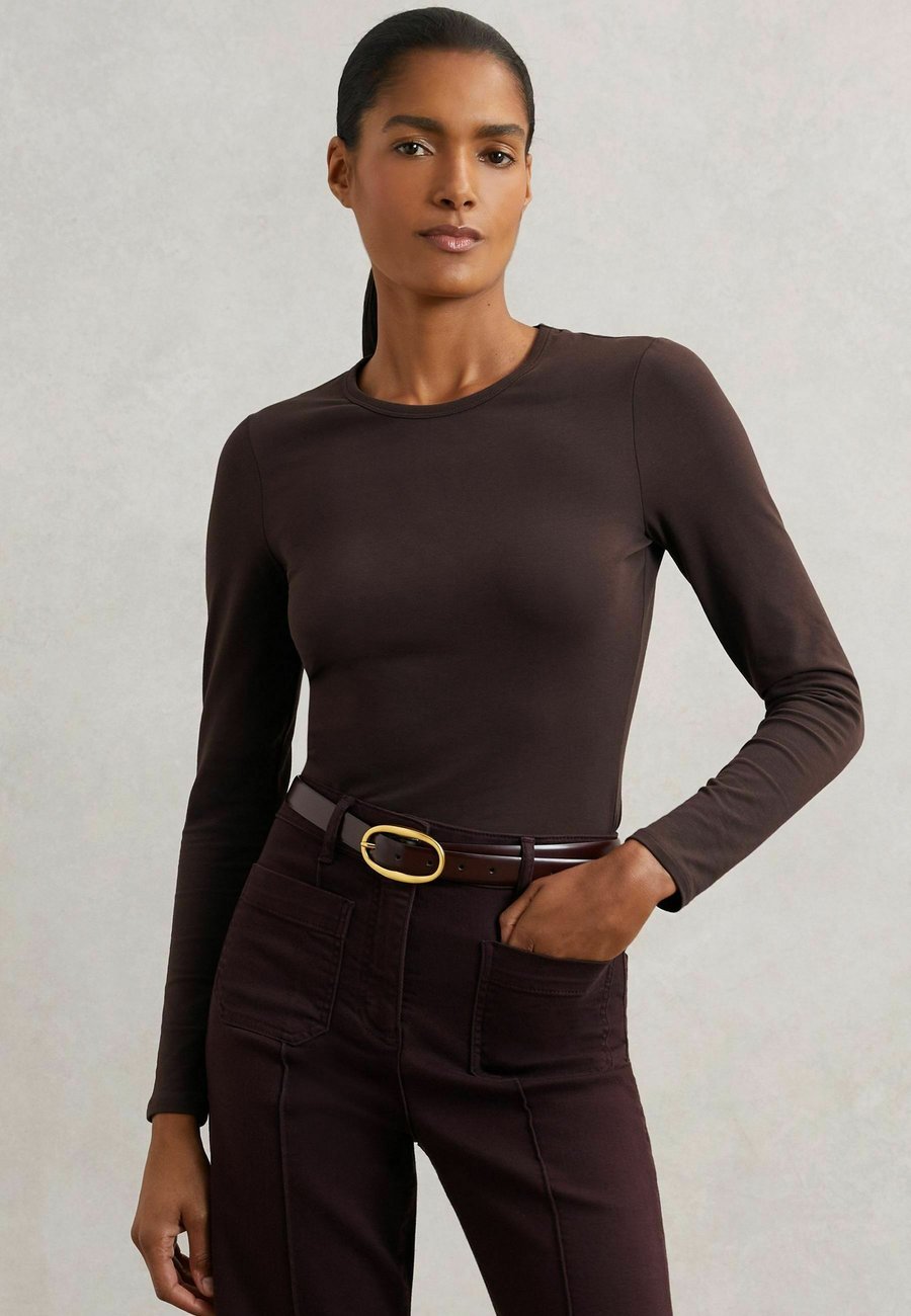 Топ Reiss JADA CREW-NECK WITH STRETCH ., Plum Purple/Purple
Топ Reiss JADA CREW-NECK WITH STRETCH ., Plum Purple/Purple