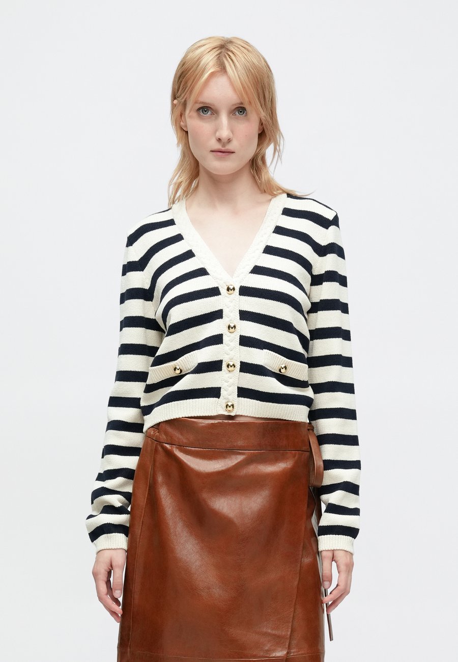 Кардиган FRAME THE HARBOR CARDIGAN, Multi-Coloured
Кардиган FRAME THE HARBOR CARDIGAN, Multi-Coloured