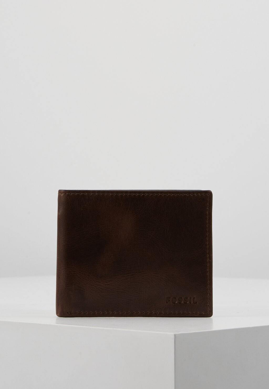 Визитница DERRICK PASSCS SET Fossil, цвет dark brown
Визитница DERRICK PASSCS SET Fossil, цвет dark brown