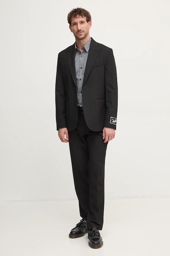 Женский жакет Sisley, черный
Женский жакет Sisley, черный