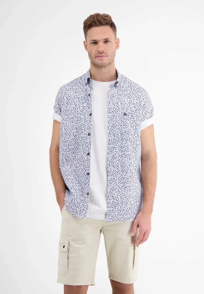 Рубашка с короткими рукавами LERROS "Рубашка с короткими рукавами LERROS с АОП ", белый
Рубашка с короткими рукавами LERROS "Рубашка с короткими рукавами LERROS с АОП ", белый