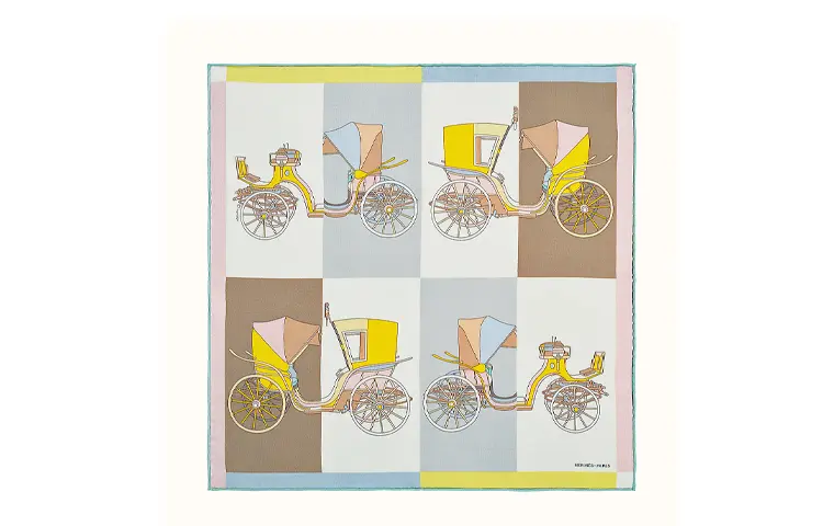 HERMES Шёлковый шарф женский
HERMES Шёлковый шарф женский