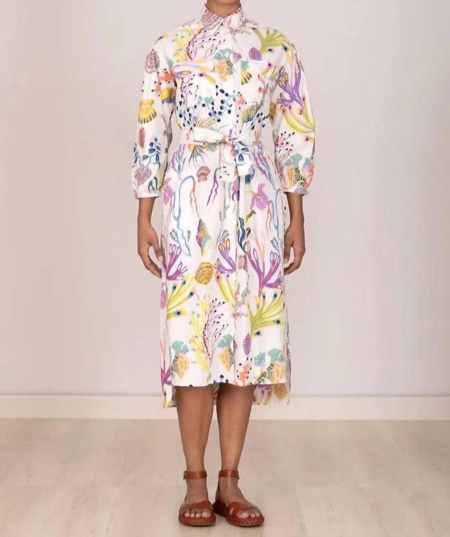 Платье миди Gemma с поясом в цвете Marine Mirage Banjanan, Marine Mirage
Платье миди Gemma с поясом в цвете Marine Mirage Banjanan, Marine Mirage