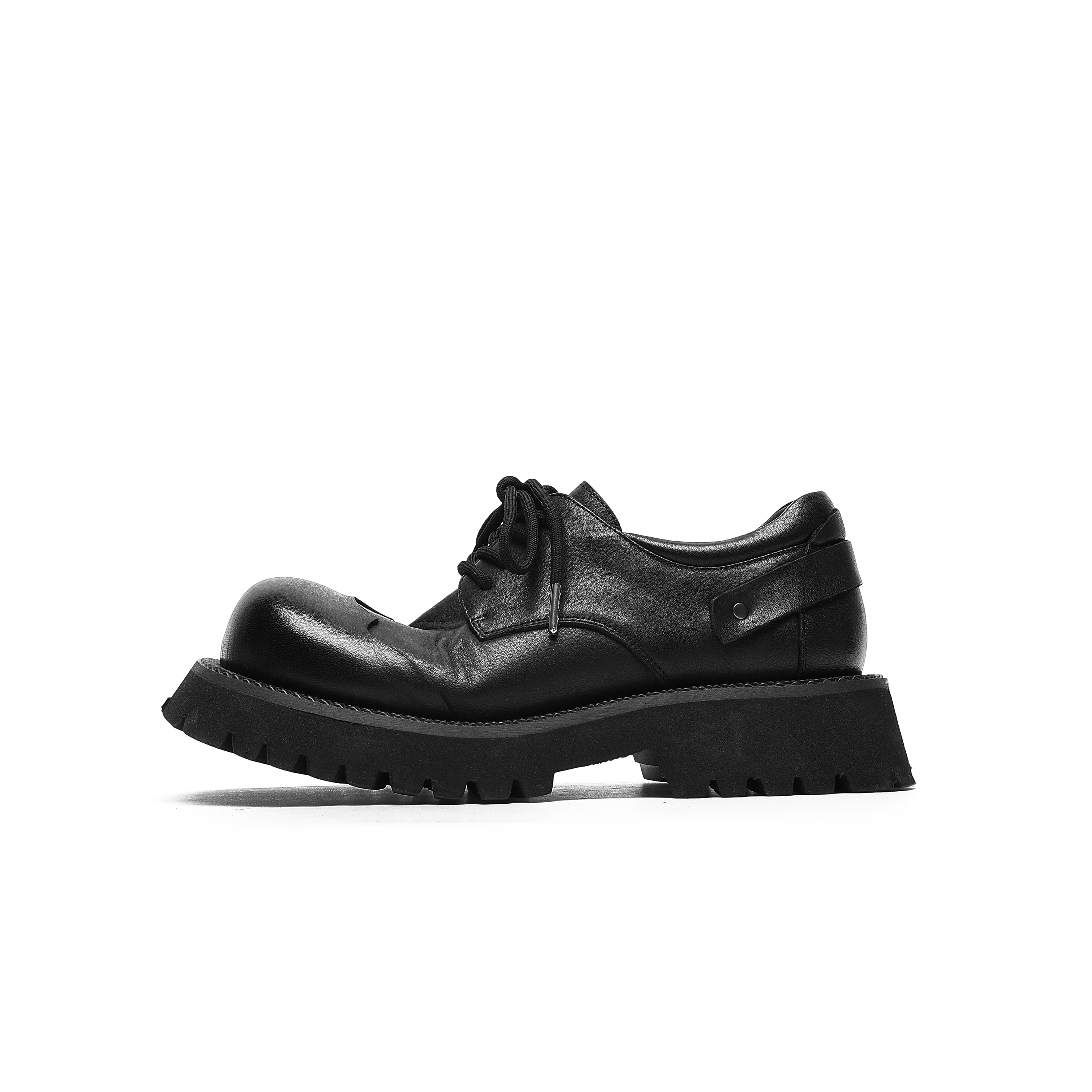 Hong Kong Meng Нескользящие и износостойкие низкие повседневные туфли, увеличивающие рост, мужские, черные
Hong Kong Meng Нескользящие и износостойкие низкие повседневные туфли, увеличивающие рост, мужские, черные