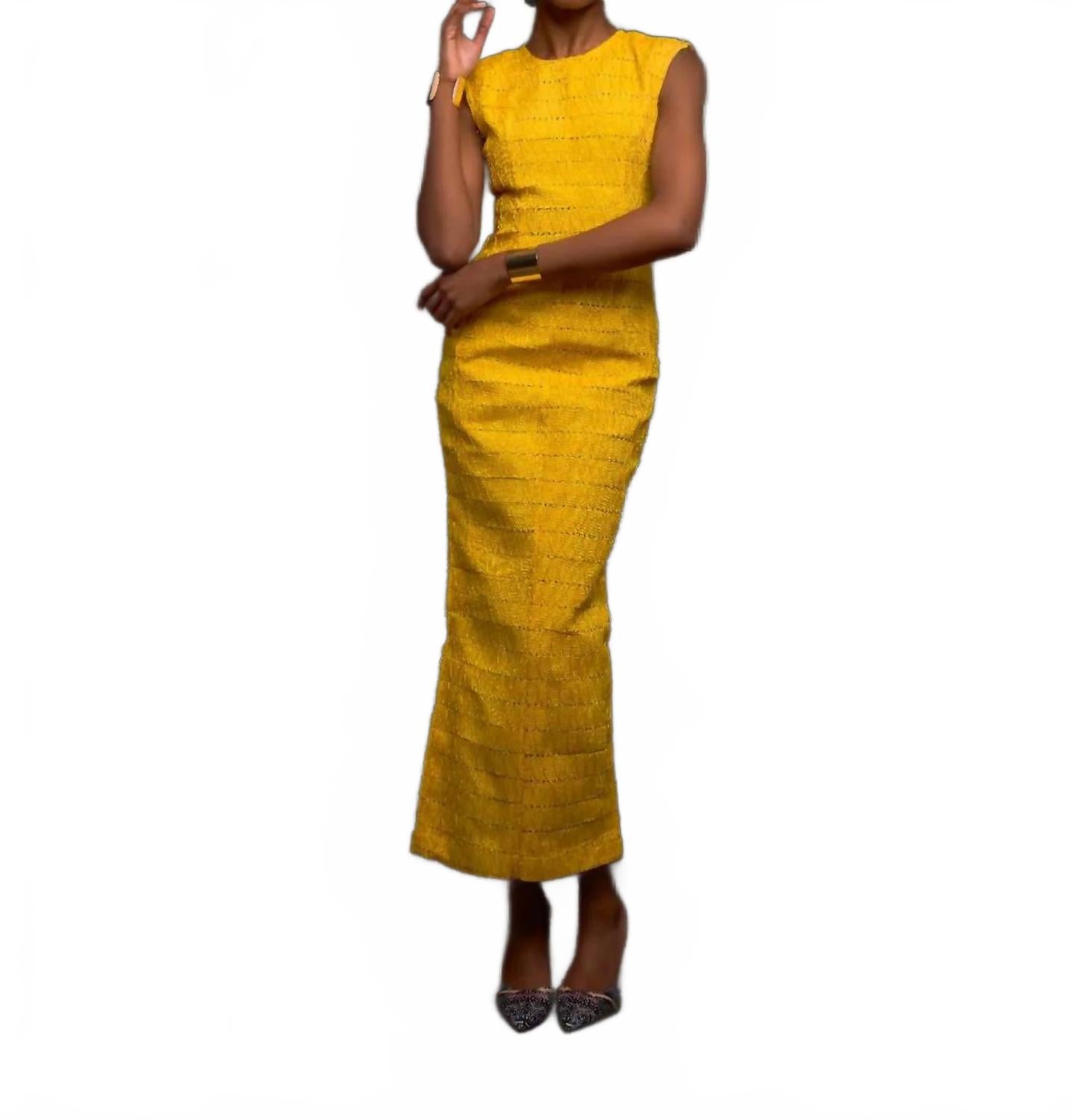 Платье Ireti в желтом цвете Chuks Collins
Платье Ireti в желтом цвете Chuks Collins