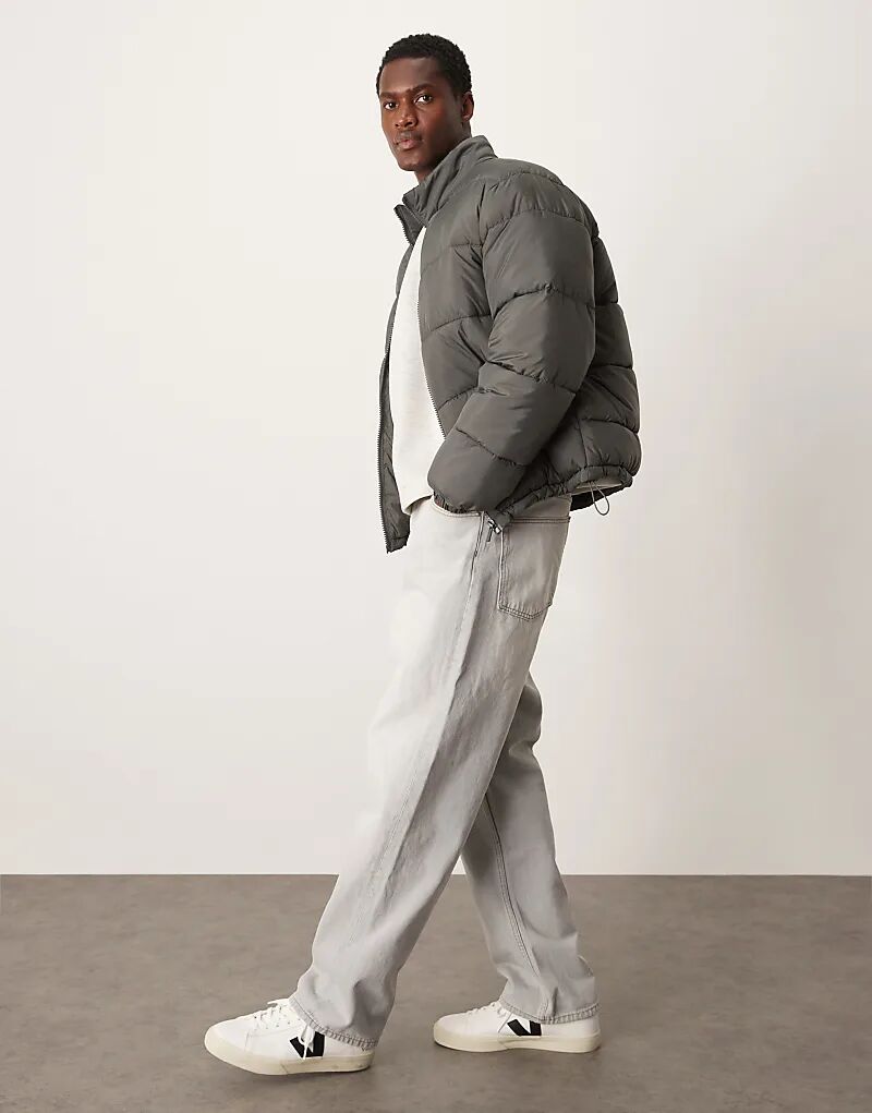 Стеганая куртка-пуховик темно-серого цвета New Look, Серый, Стеганая куртка-пуховик темно-серого цвета New Look
Стеганая куртка-пуховик темно-серого цвета New Look, Серый, Стеганая куртка-пуховик темно-серого цвета New Look