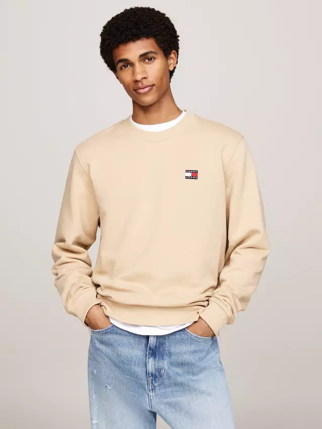 Толстовка Tommy Hilfiger Tommy Jeans Badge Crew Regular Fit, цвет gentle/gold
Толстовка Tommy Hilfiger Tommy Jeans Badge Crew Regular Fit, цвет gentle/gold
