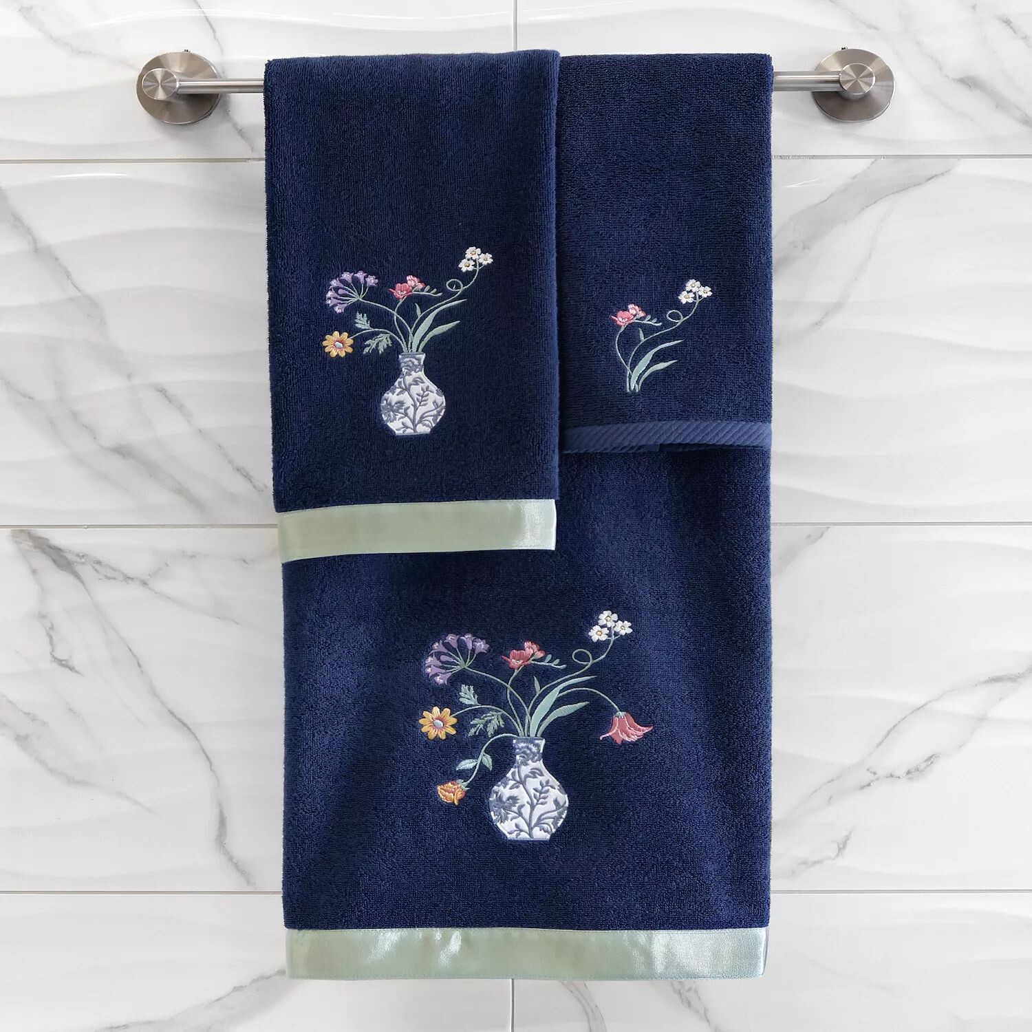 Linum Home Textiles Турецкий хлопок Stella Набор из 2 украшенных банных полотенец
Linum Home Textiles Турецкий хлопок Stella Набор из 2 украшенных банных полотенец