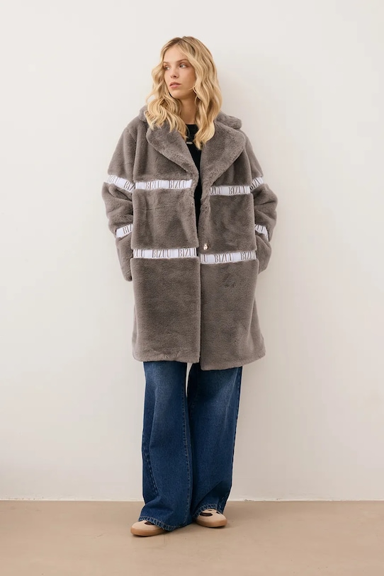 Пальто FLORENCE Bizuu, коричневый
Пальто FLORENCE Bizuu, коричневый