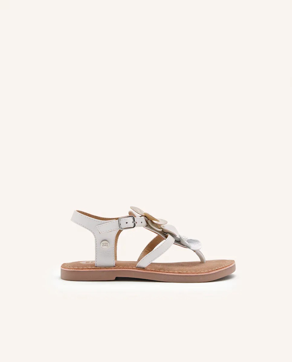 Белые девичьи кожаные босоножки с цветочным орнаментом и мягкой стелькой Gioseppo, белый
Белые девичьи кожаные босоножки с цветочным орнаментом и мягкой стелькой Gioseppo, белый