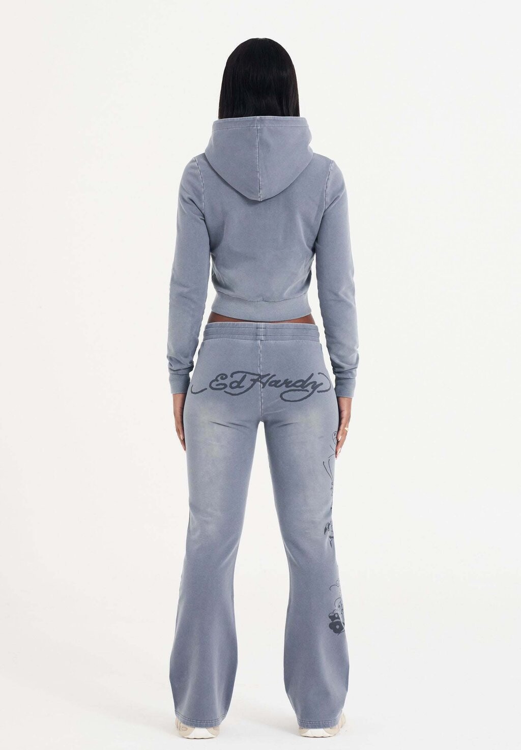 Толстовка на молнии WATCHINGFLY CROPPED Ed Hardy, темно-серый
Толстовка на молнии WATCHINGFLY CROPPED Ed Hardy, темно-серый
