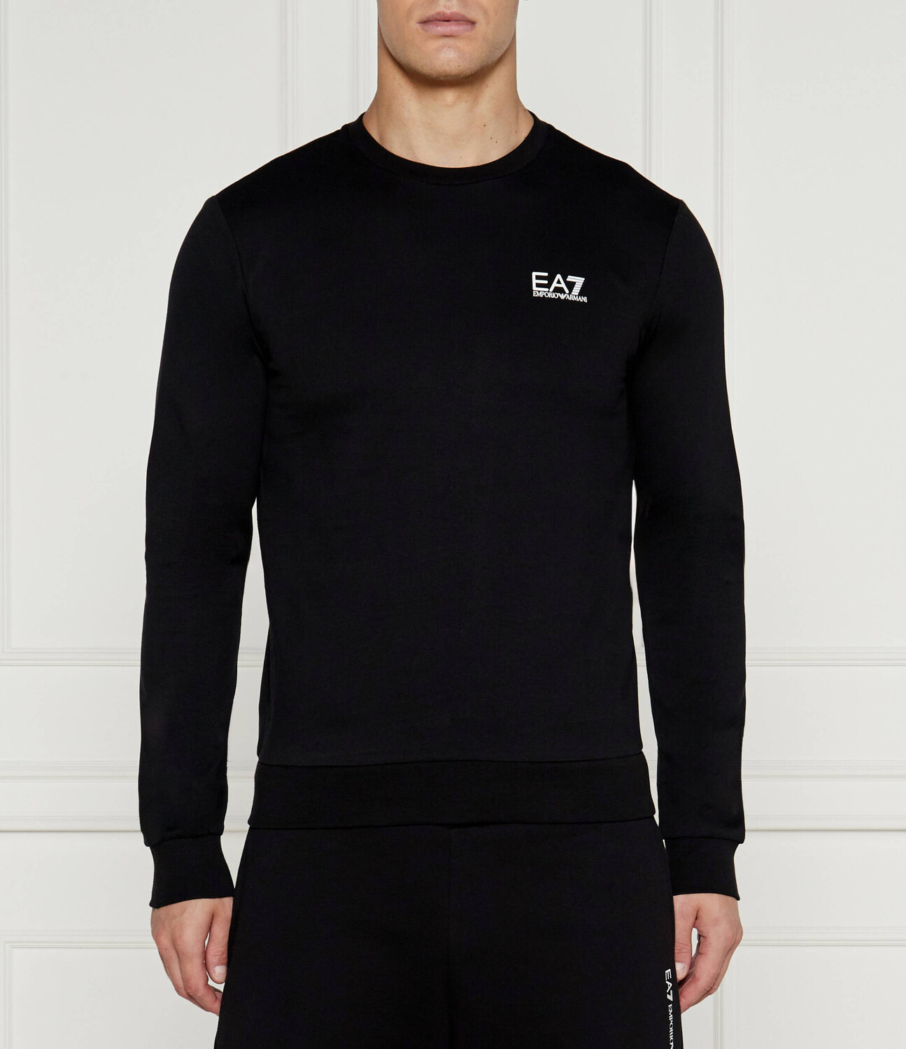 Спортивная толстовка EA7 regular fit, черный
Спортивная толстовка EA7 regular fit, черный