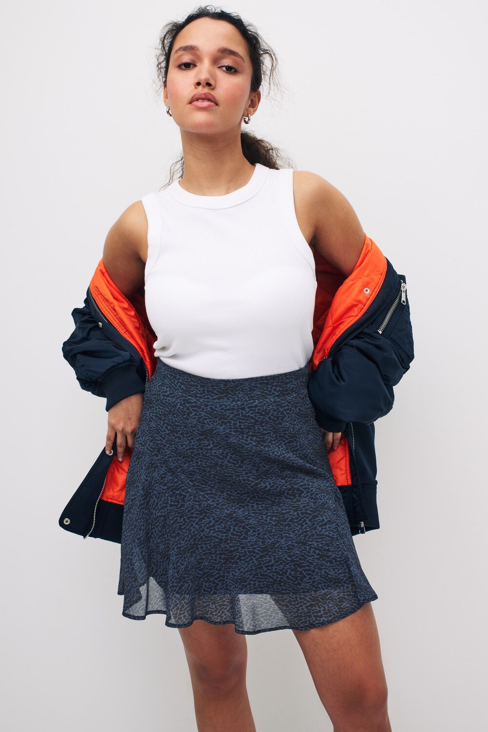 Мини-юбка которая струится Next, синий
Мини-юбка которая струится Next, синий