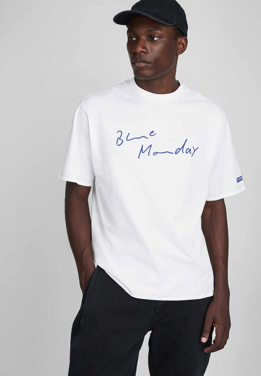 Футболка A-COLD-WALL* MONDAY, Optic/White, Белый, Футболка A-COLD-WALL* MONDAY, Optic/White
Футболка A-COLD-WALL* MONDAY, Optic/White, Белый, Футболка A-COLD-WALL* MONDAY, Optic/White