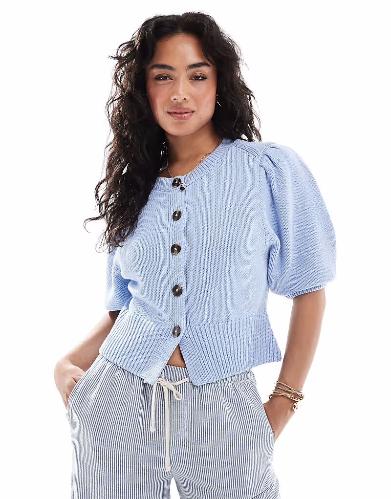 Кардиган ASOS DESIGN с круглым вырезом и рукавами-фонариками синего цвета
Кардиган ASOS DESIGN с круглым вырезом и рукавами-фонариками синего цвета