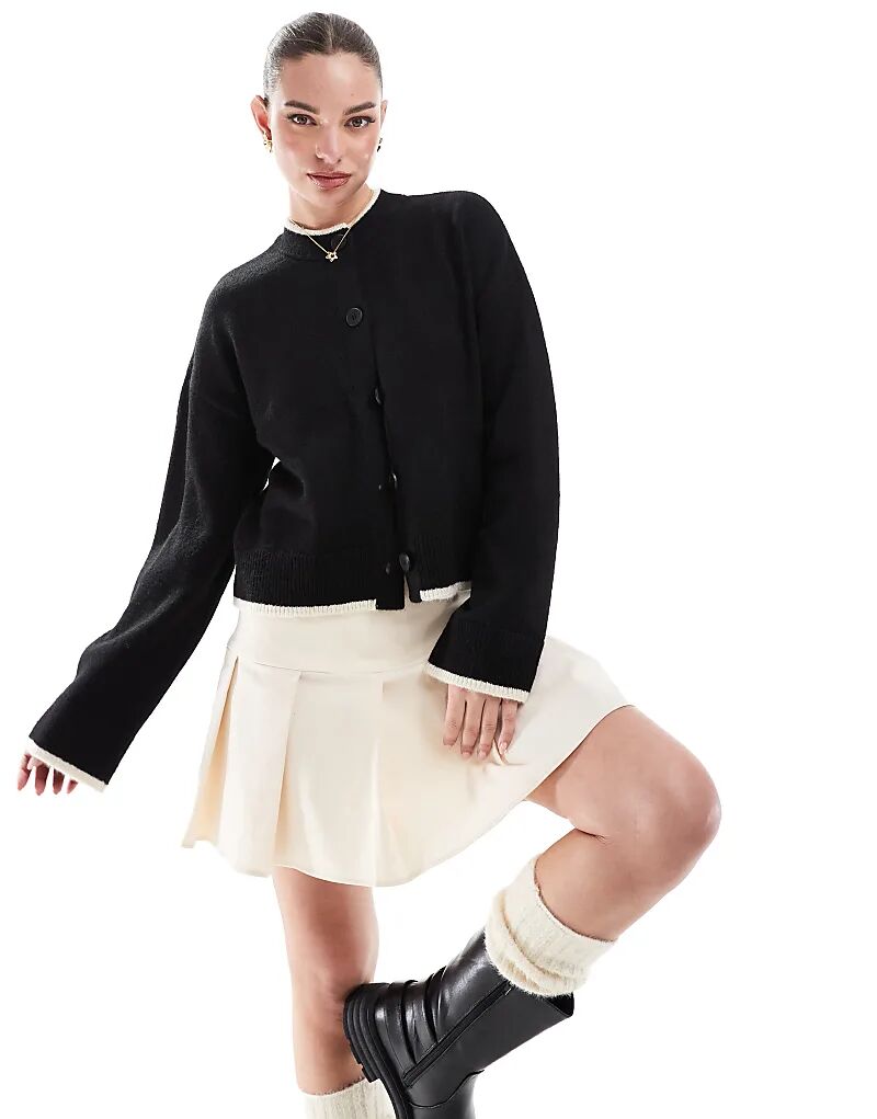 Мини-юбка в складку из бенгалина кремового цвета Miss Selfridge
Мини-юбка в складку из бенгалина кремового цвета Miss Selfridge