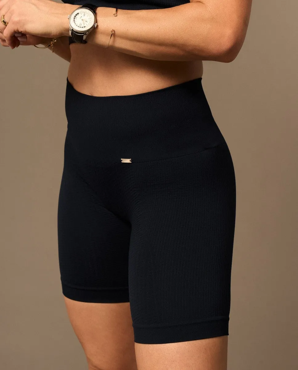 Женские спортивные шорты из переработанной ткани Believe Athletics, черный
Женские спортивные шорты из переработанной ткани Believe Athletics, черный