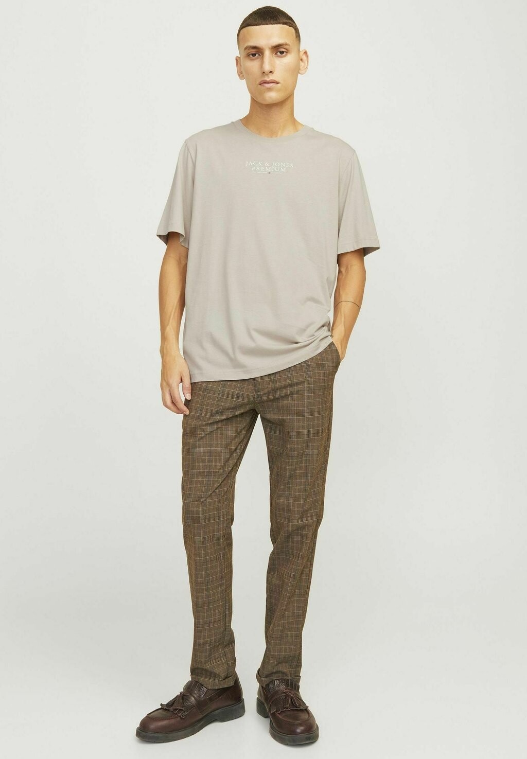 Футболки с принтом JPRBLUARCHIE Jack & Jones, цвет Moonbeam
Футболки с принтом JPRBLUARCHIE Jack & Jones, цвет Moonbeam