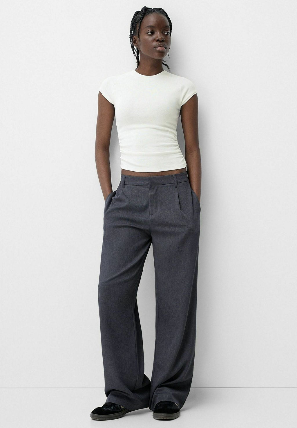 Базовая футболка SHORT SLEEVE 2 PACK Bershka, белый
Базовая футболка SHORT SLEEVE 2 PACK Bershka, белый