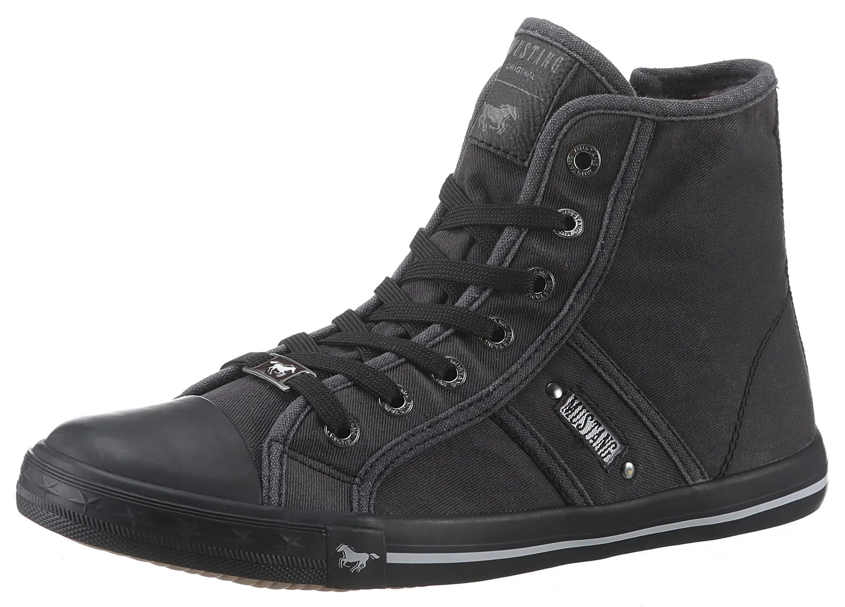 Кроссовки Mustang Shoes "Высокие кроссовки, повседневная обувь", высокие кроссовки, туфли на шнуровке с этикеткой на подошве, черный
Кроссовки Mustang Shoes "Высокие кроссовки, повседневная обувь", высокие кроссовки, туфли на шнуровке с этикеткой на подошве, черный
