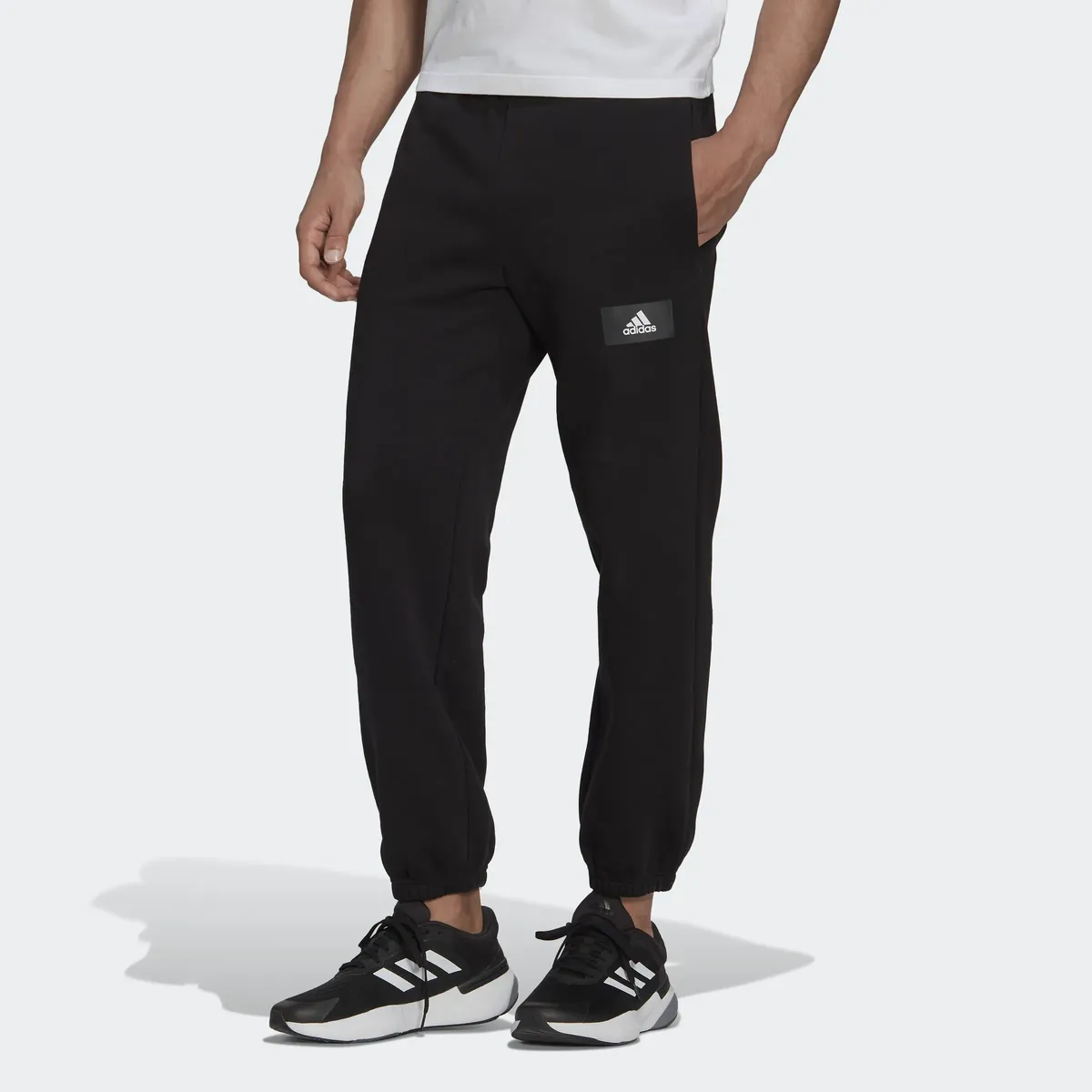 Спортивные брюки Adidas Sportswear "ESSENTIALS FEELVIVID COTTON FLEECE STRAIGHT LEG" (1 шт.), черный
Спортивные брюки Adidas Sportswear "ESSENTIALS FEELVIVID COTTON FLEECE STRAIGHT LEG" (1 шт.), черный